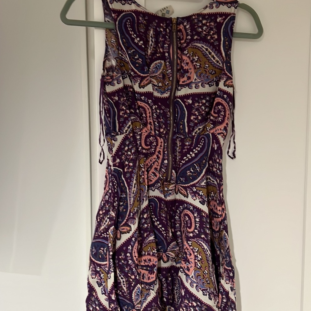 Dress - Picture 3 of 3